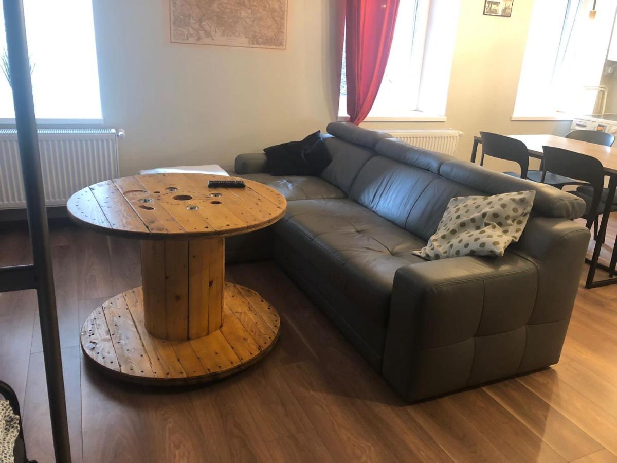Apartment Srodmiescie 1 Sypialnia Oraz 1 Salon Walbrzych